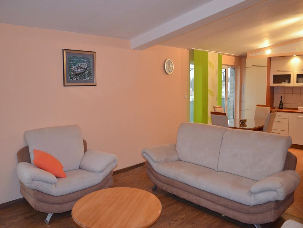 Apartman Julienne Kaštela Exterior foto